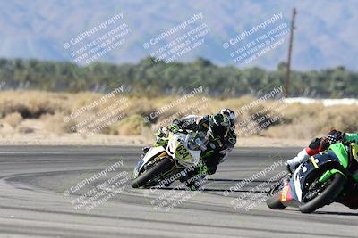 media/Nov-01-2025-CVMA (Sat) [[fc0f7531b8]]/Race 11-Amateur Supersport Open/